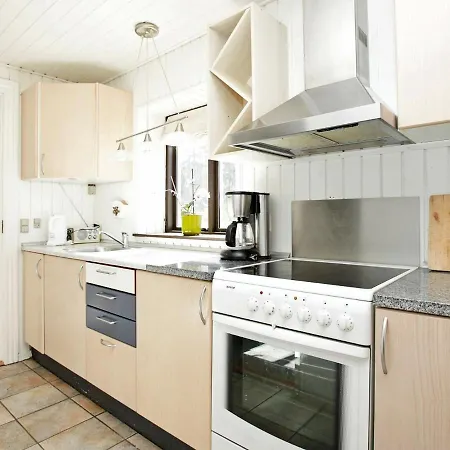 펜션 Three-bedroom Holiday In 5 실케보르