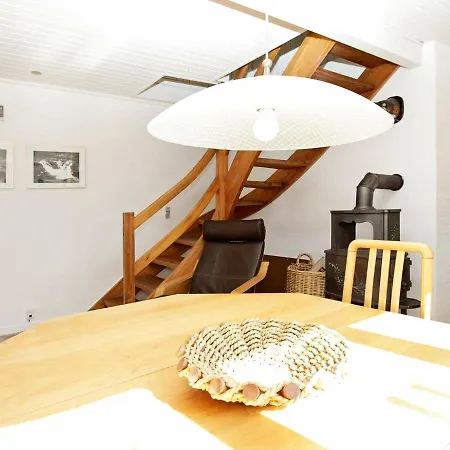 Three-bedroom Holiday In 5 펜션