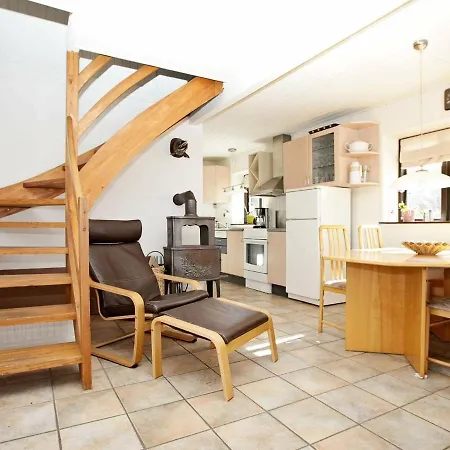 Three-bedroom Holiday In 5 * 실케보르